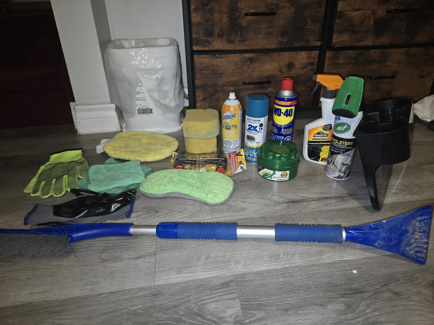 Assorted Car Care and Cleaning Supplies Bundle - photo 2