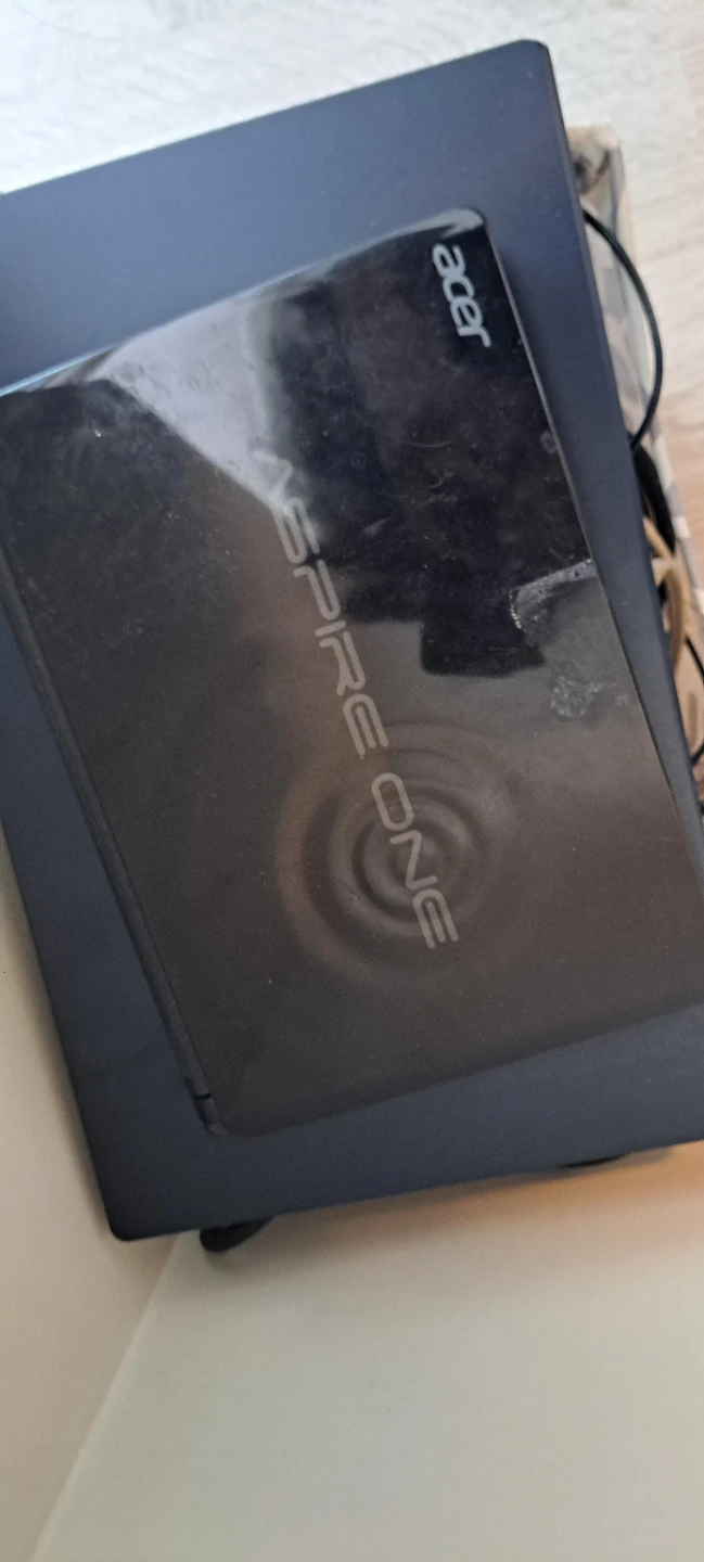 Aspire one laptop - needs reboot