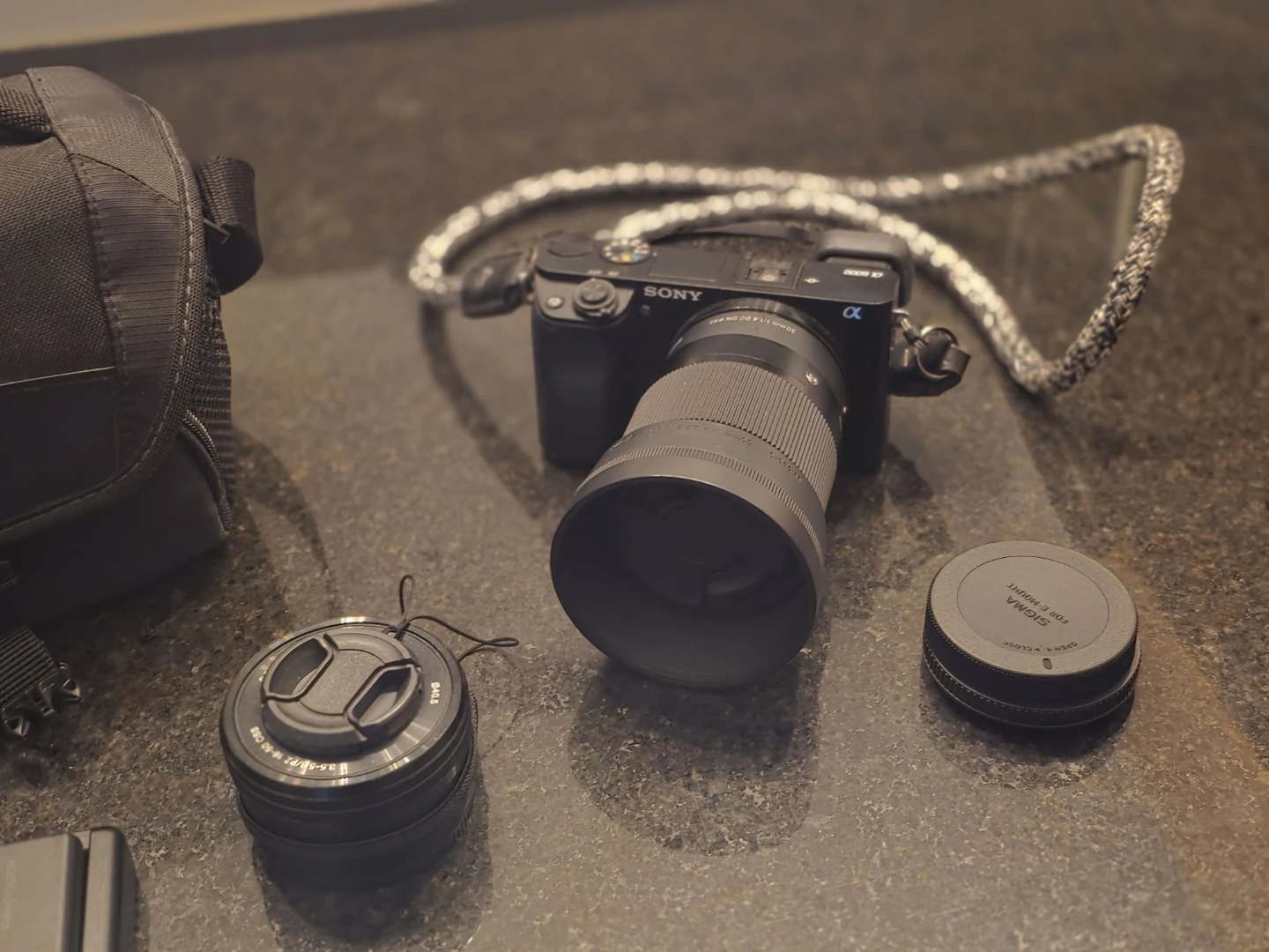 Sony Alpha a6000 Mirrorless Camera with Sigma Lens - photo 5