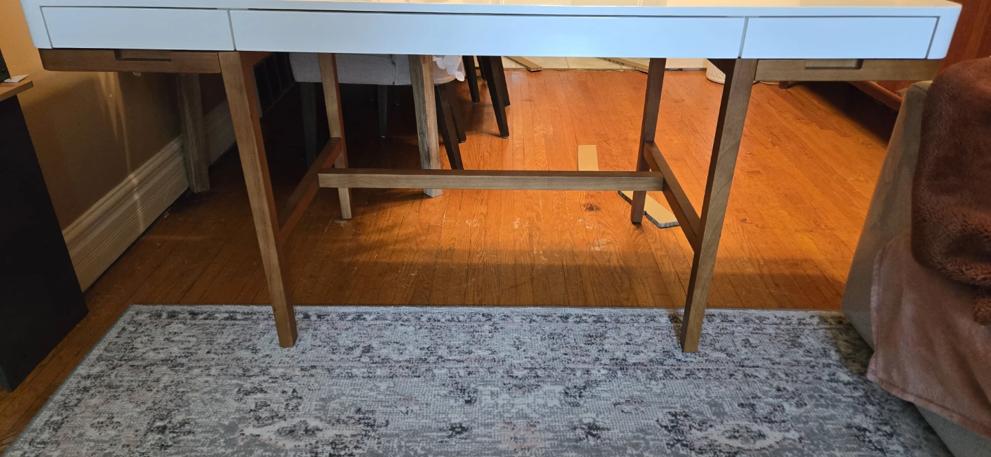 White Lacquer Desk with Wood Legs - photo 4