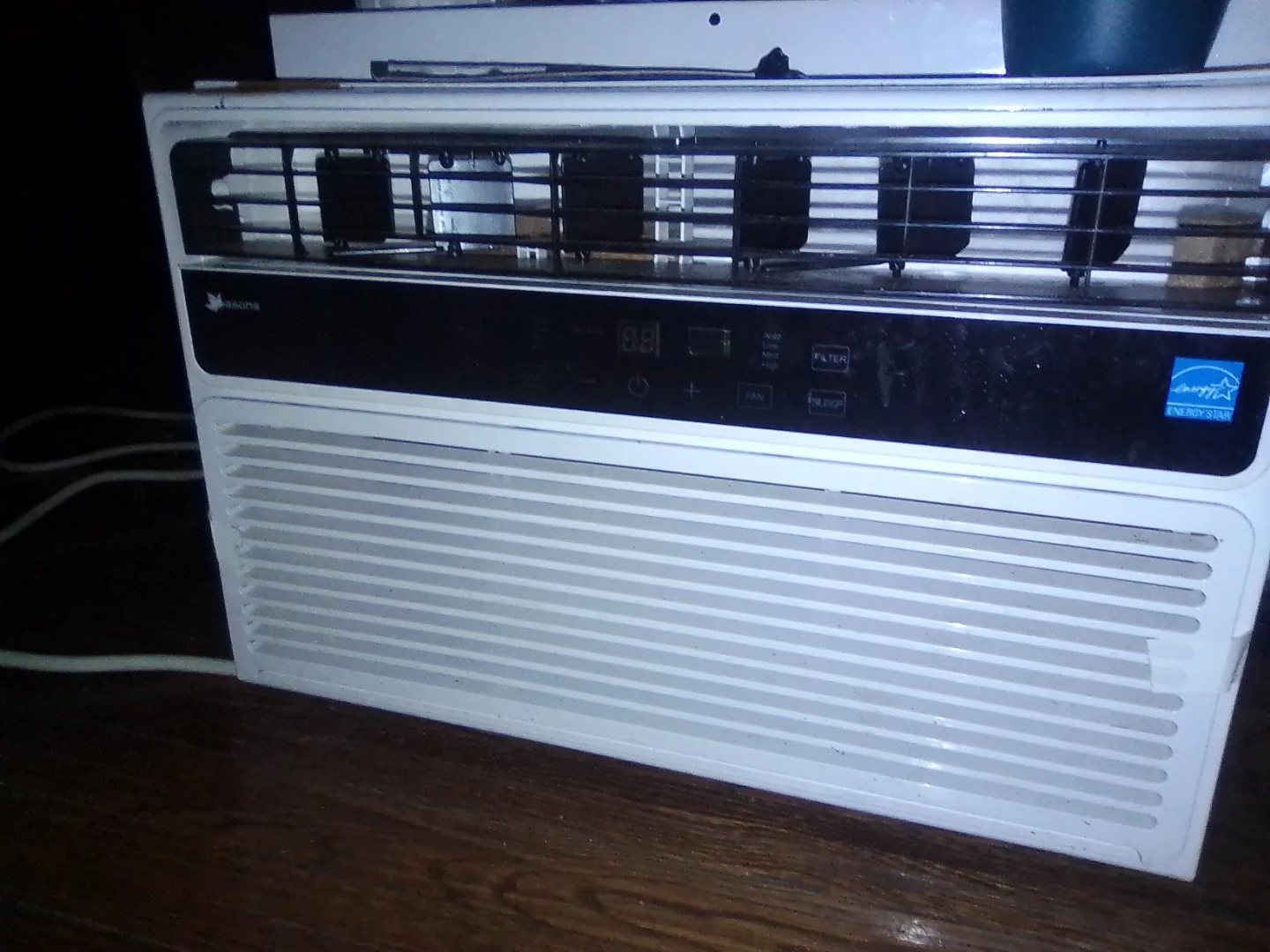 Seasons Window Air Conditioner 8,000 BTU