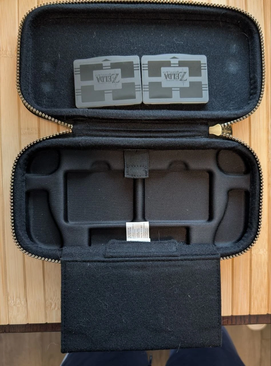 Nintendo Switch Console Bundle with Case and Accessories - photo 4