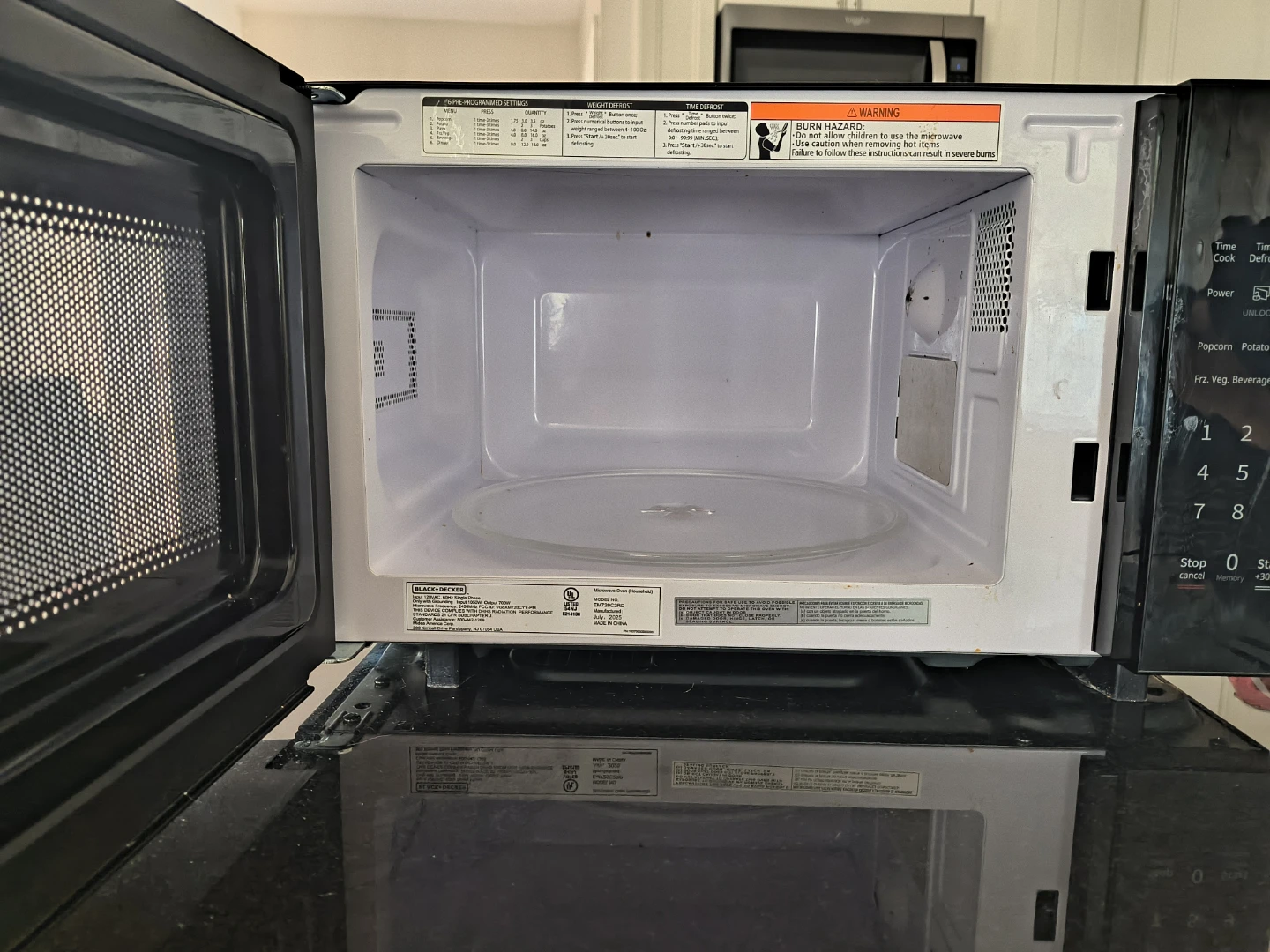 Black+Decker Microwave Oven