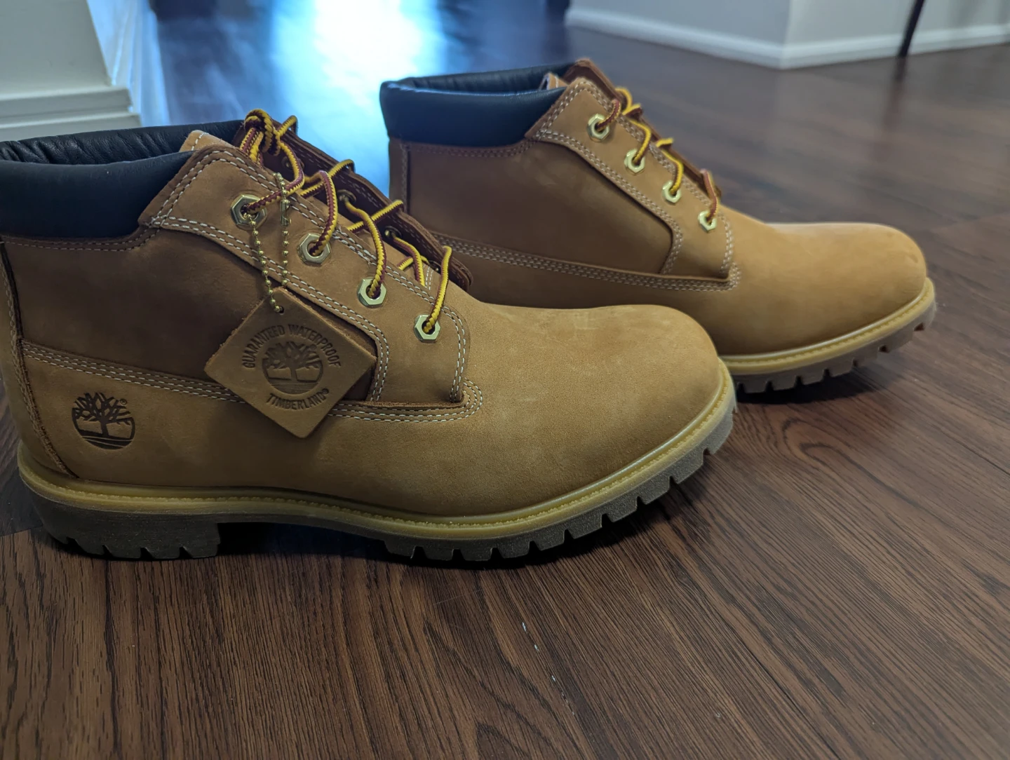 Timberland Mens low Boots Size 12 Tan