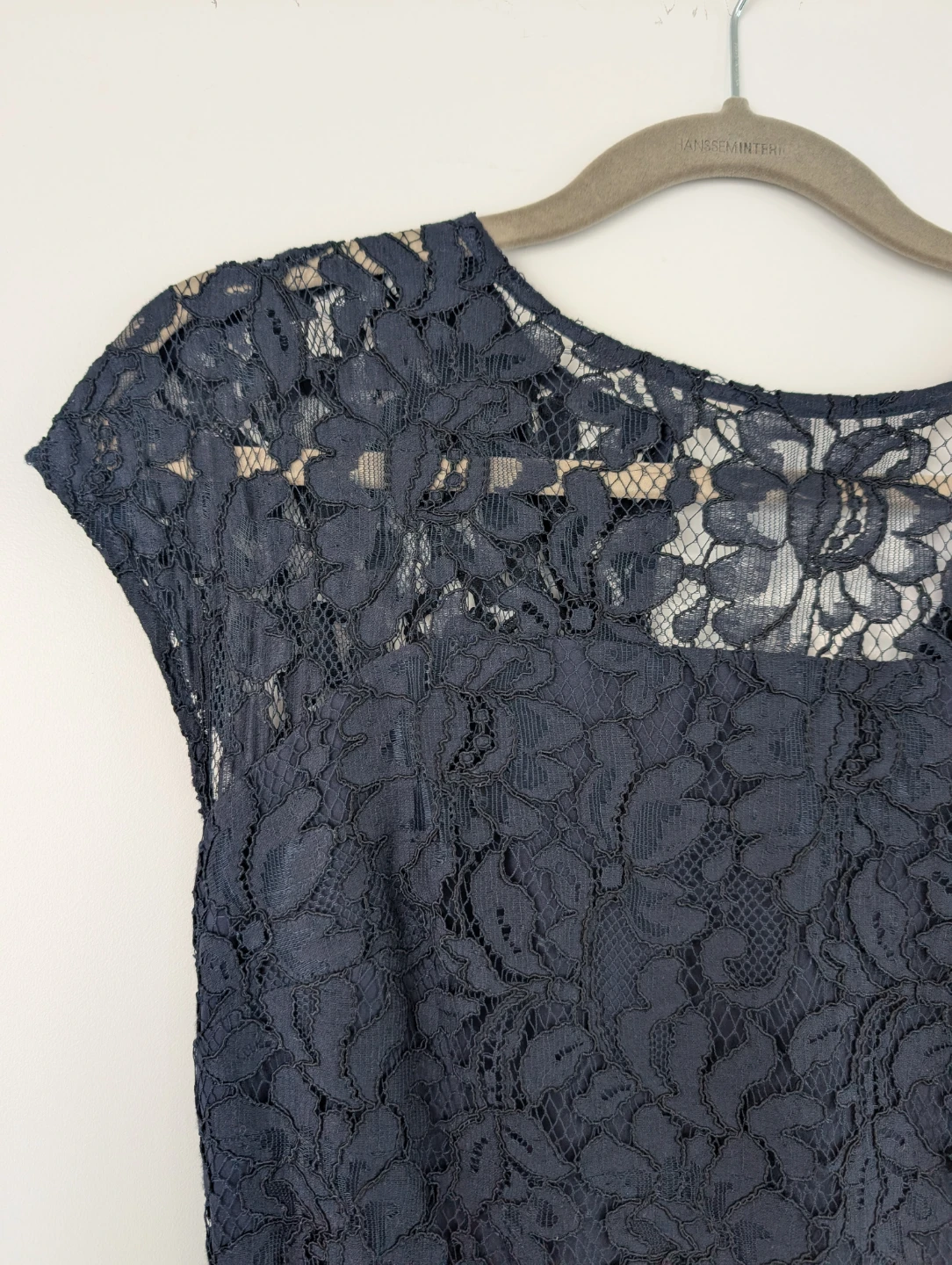 Banana Republic Navy Lace Cap Sleeve Dress - photo 2