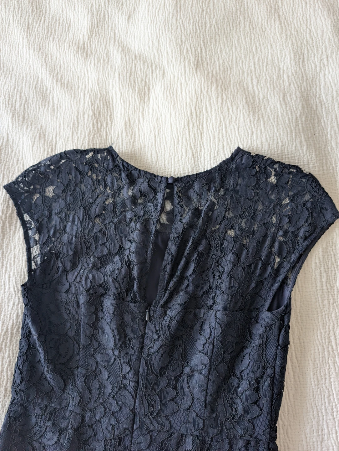 Banana Republic Navy Lace Cap Sleeve Dress - photo 4