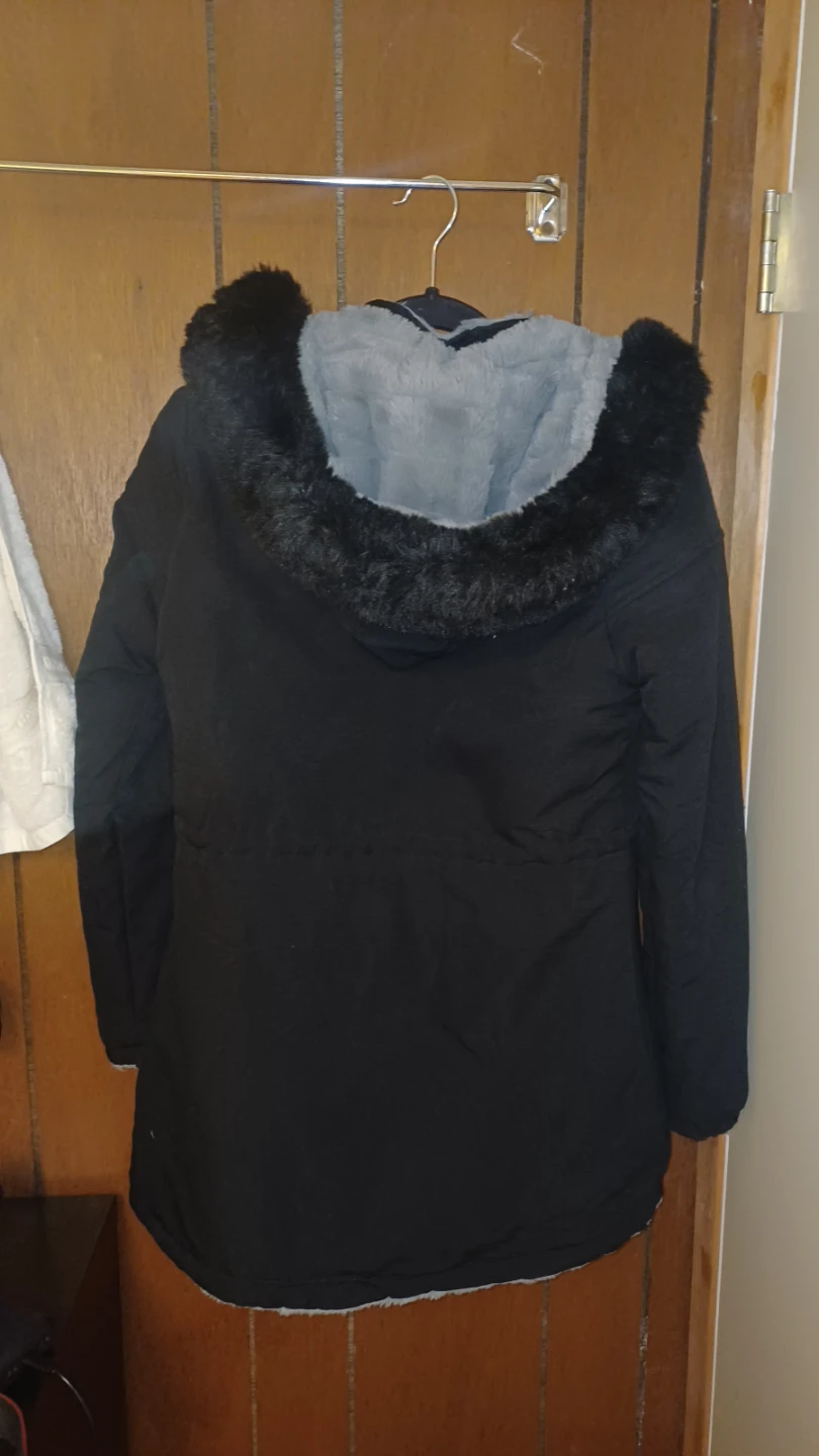 SELLING ASAP Black Reversible Faux Fur Lined Parka with Hood - photo 2