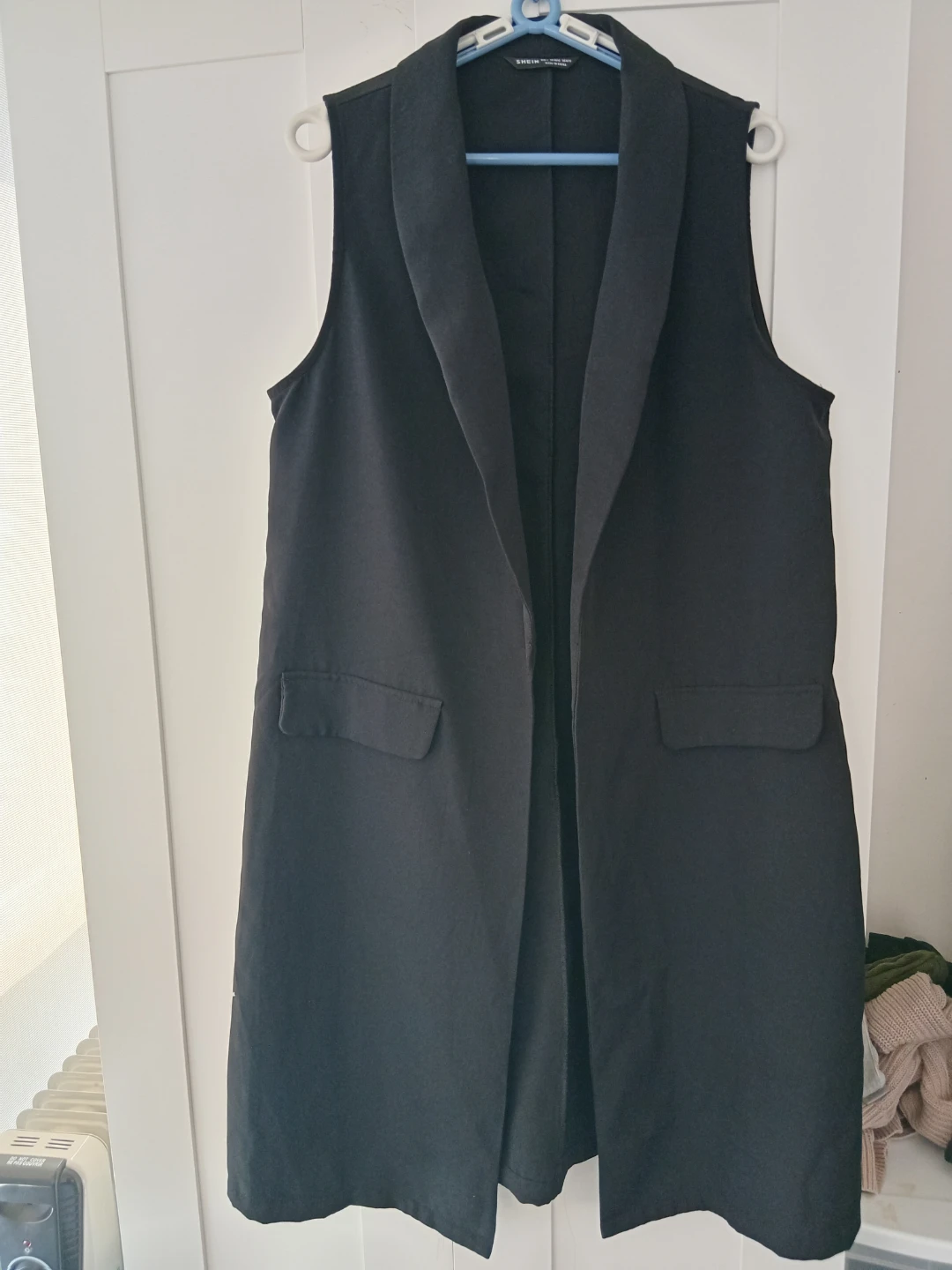 SHEIN Black Sleeveless Vest - Size L