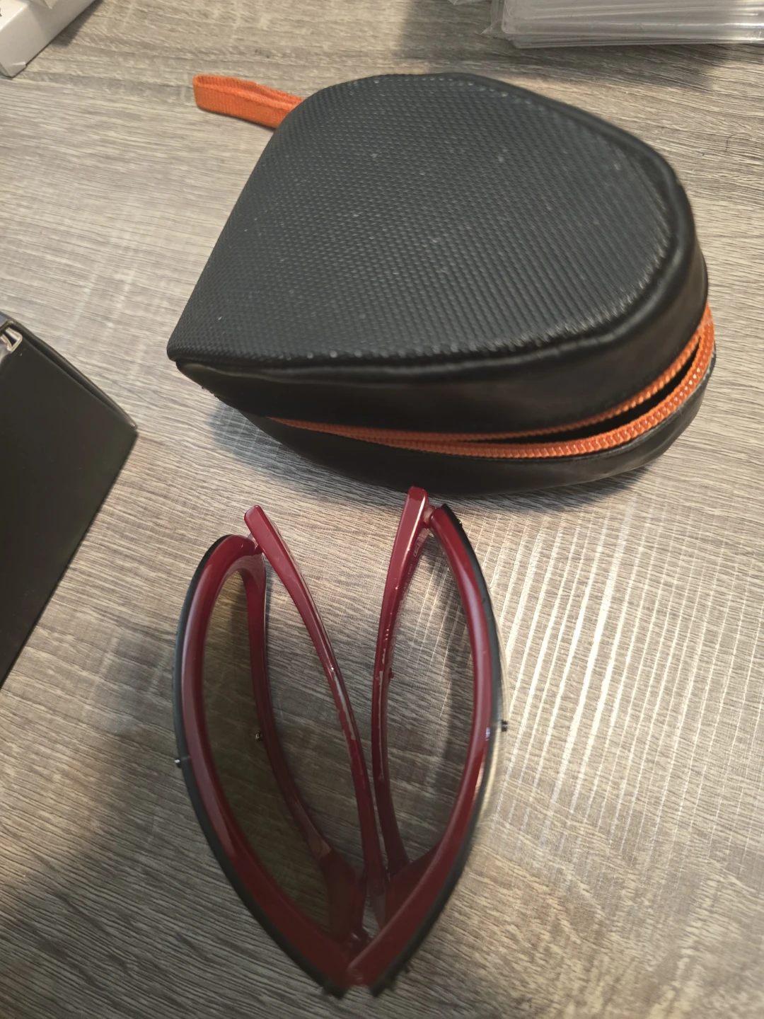 Vintage unisex Cerruti 1881 Sunglasses with Case - photo 2