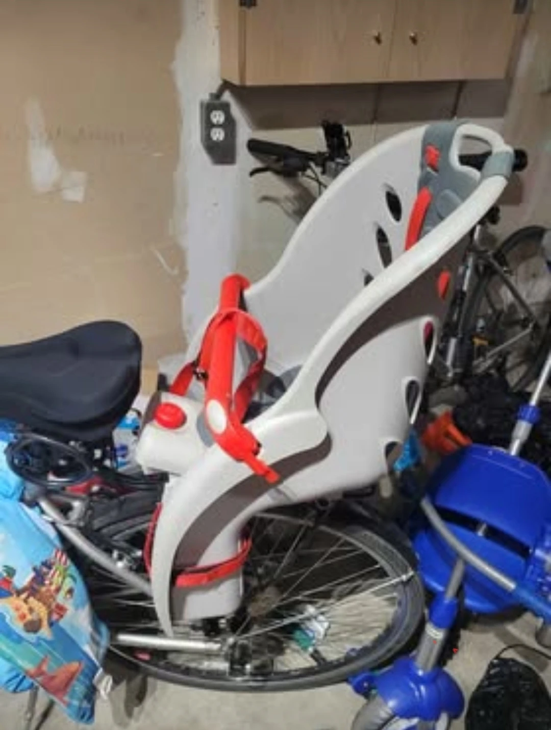 Grey and Red Child Bicycle Seat - photo 4