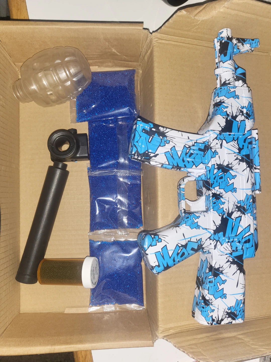 Electric gel ball blaster