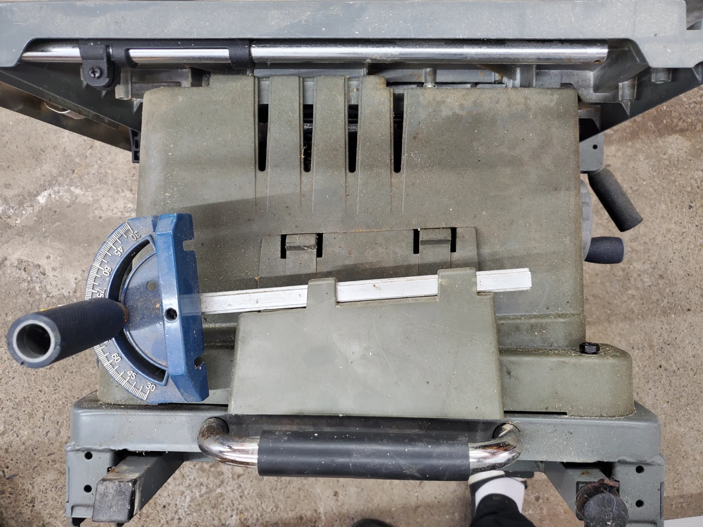 Mastercraft Maximum 10" Heavy-Duty Table Saw - photo 3