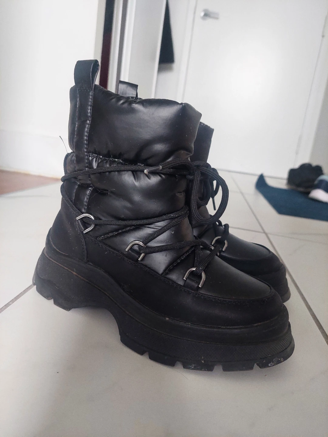 Black Puffer Snow Boots - photo 3
