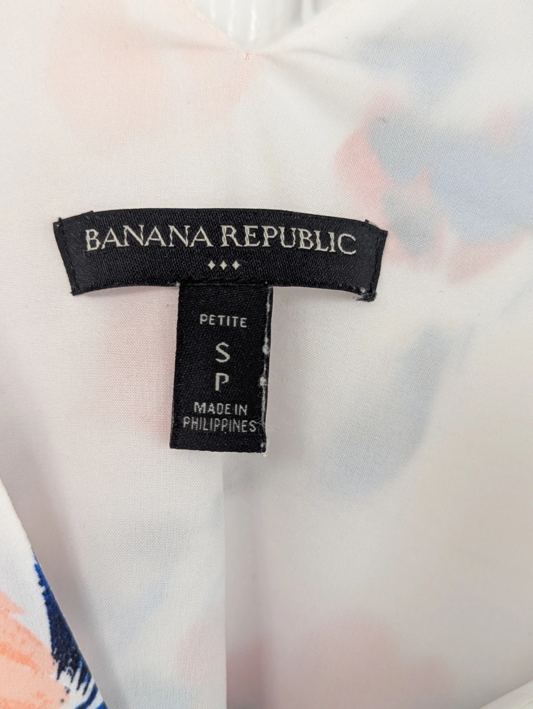 Banana Republic Petite Floral Print V-Neck Sleeveless Top Size S - photo 2