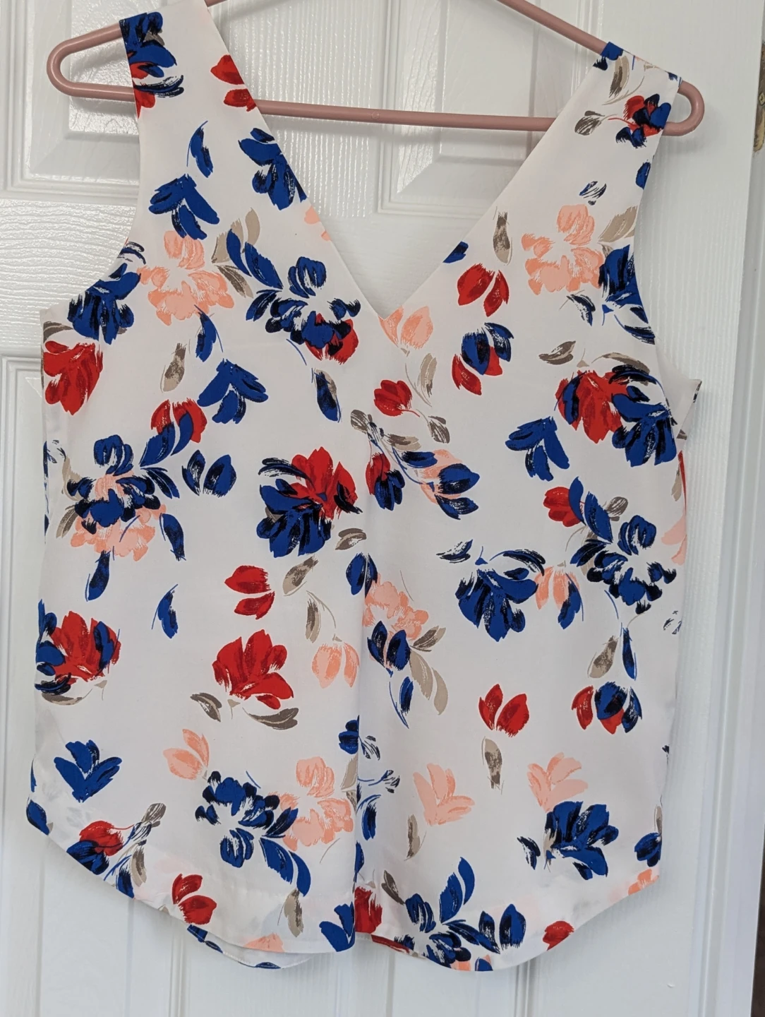 Banana Republic Petite Floral Print V-Neck Sleeveless Top Size S - photo 5