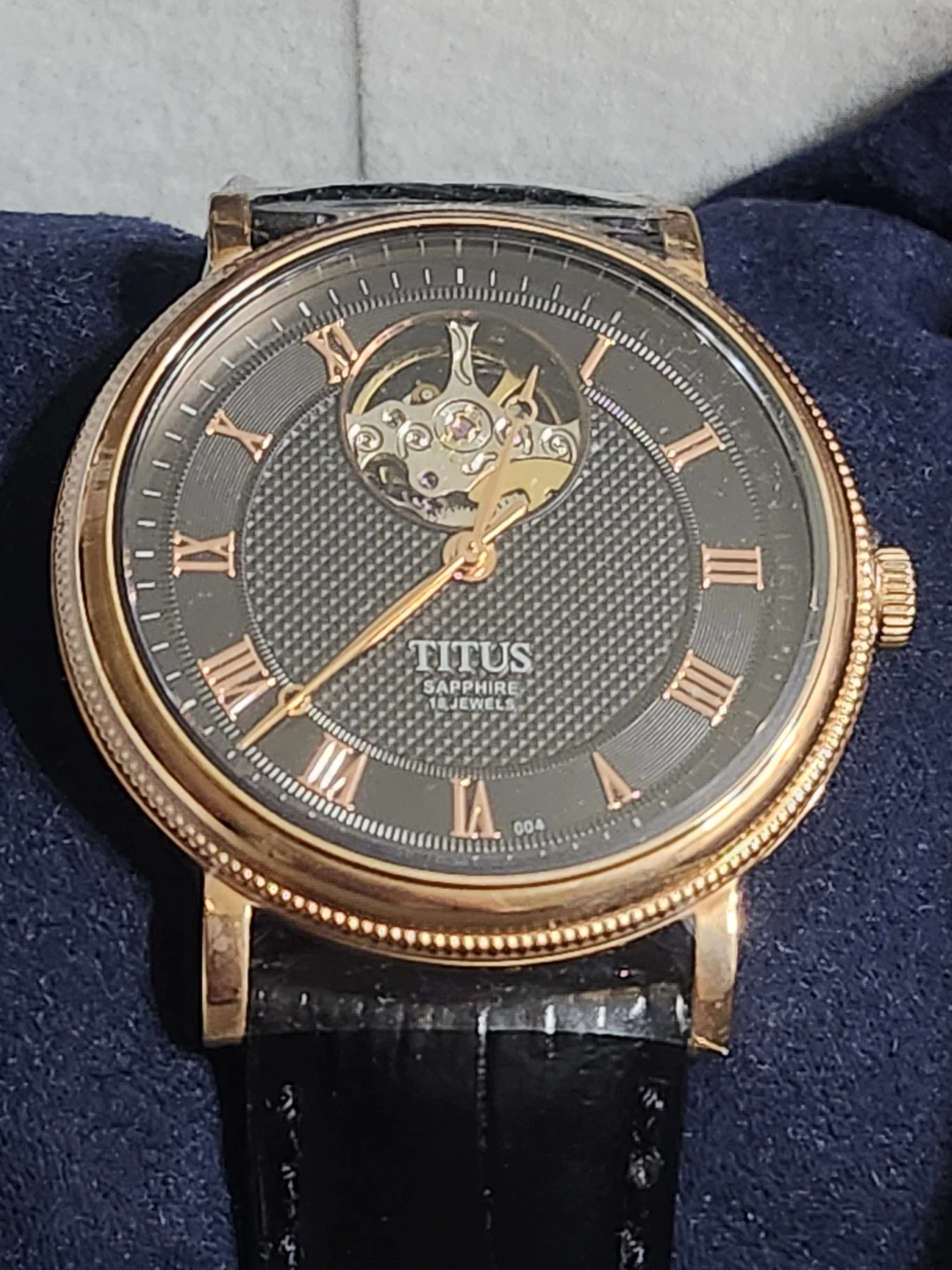 Solvil et Titus open-heart automatic watch - NEW