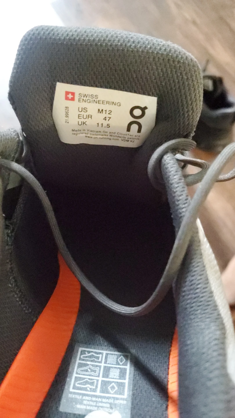 On Cloudflyer Running Shoes - Men's US M12 / EUR 47 / UK 11.5 - photo 4