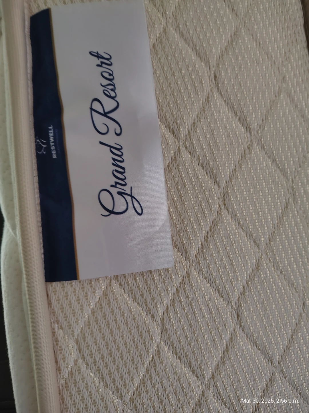 10 inch King Mattress 🥕 Restwell Grand Resort