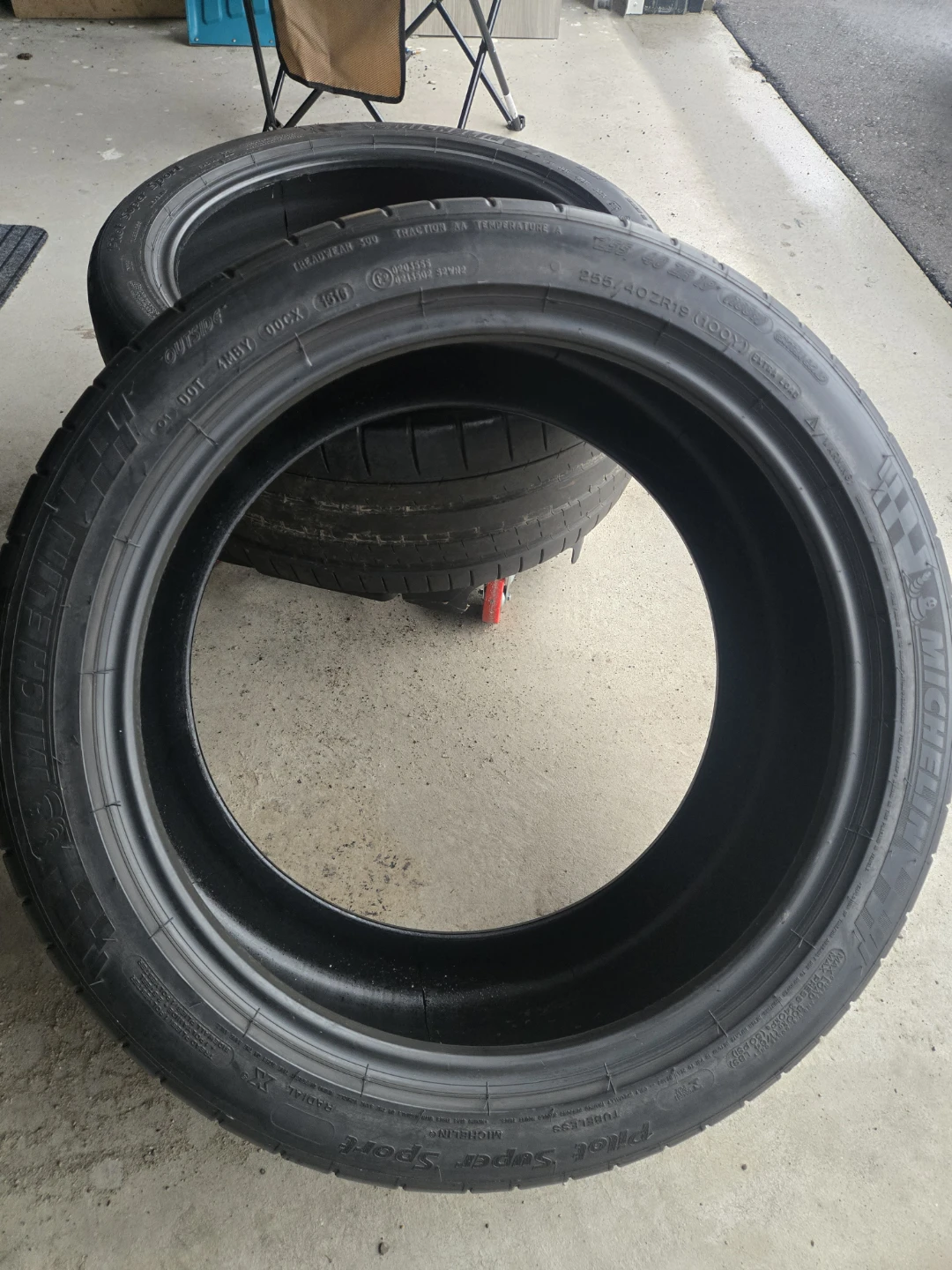 2x Michelin Pilot Super Sport Tires 255/40ZR18 - photo 4