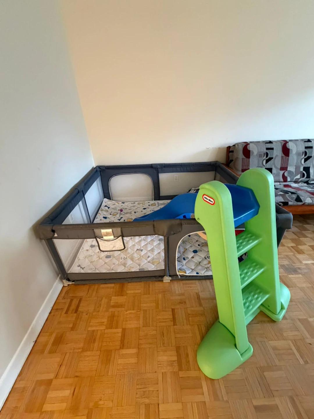 Little Tikes Junior Play Slide and Playpen Set