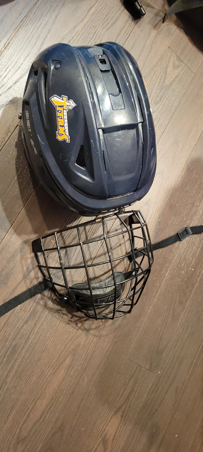 Bauer RE-AKT 150 L Hockey Helmet