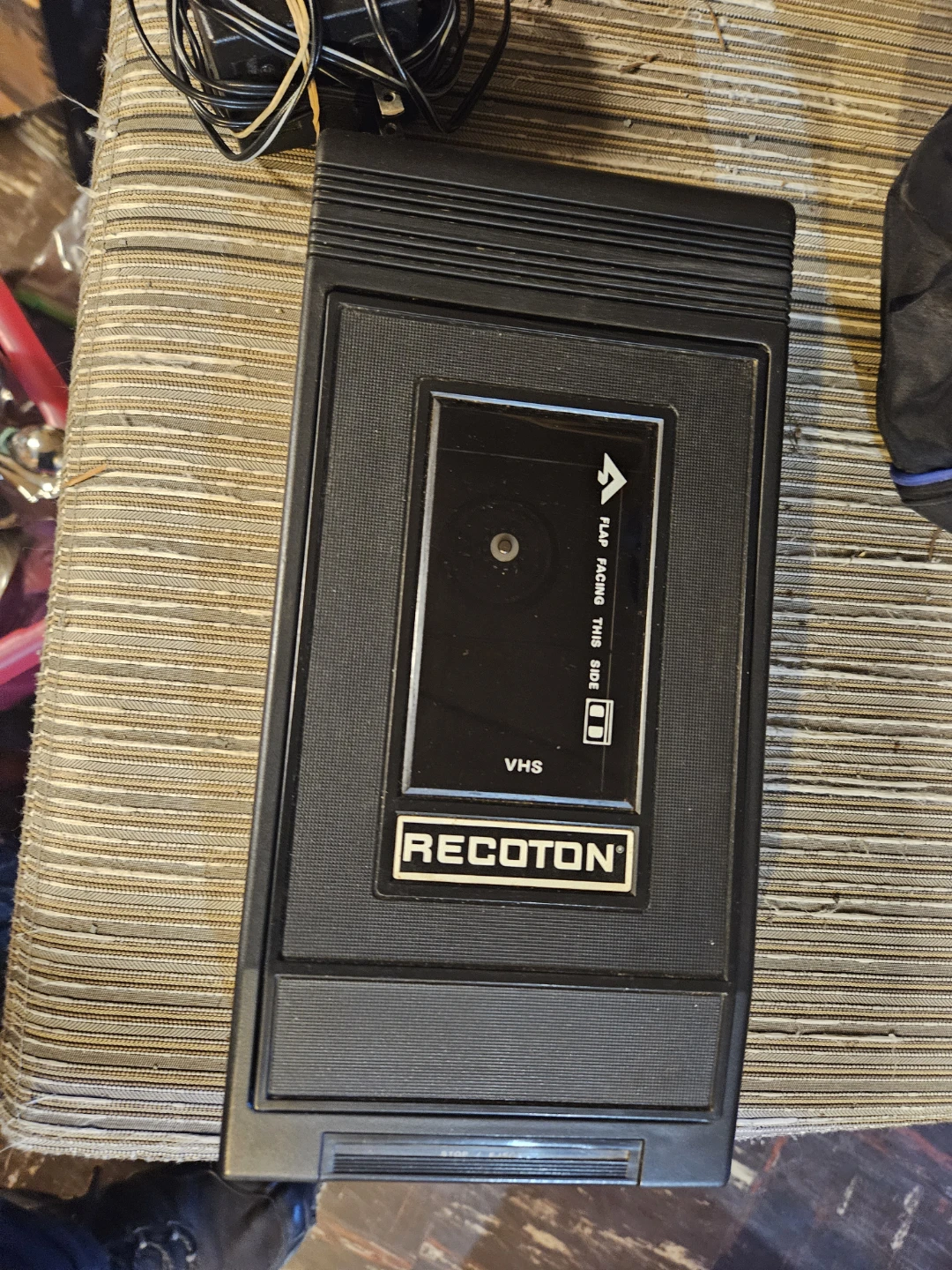 Recoton VHS Rewinder - photo 2
