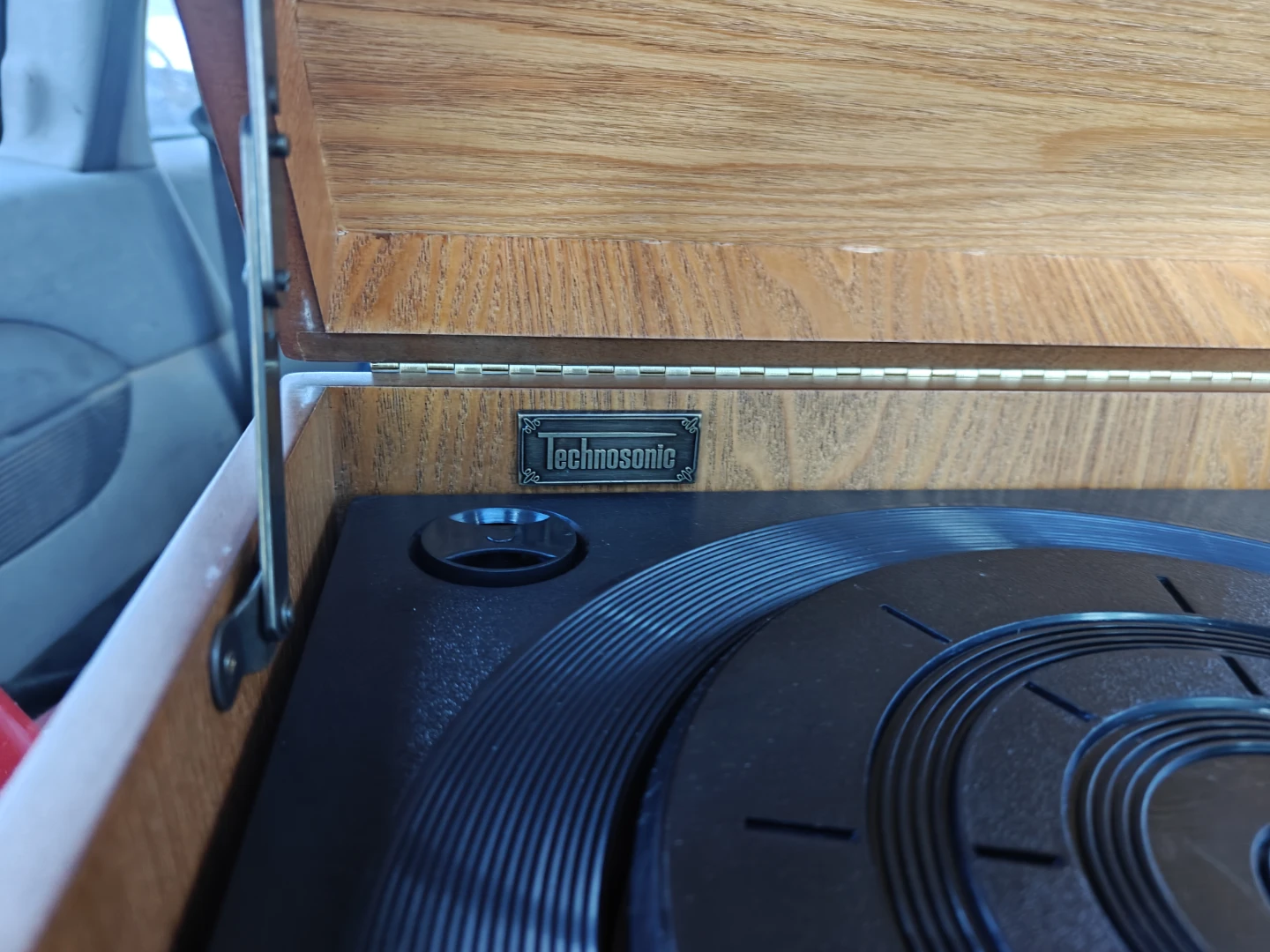 Technosonic AM/FM Stereo Cassette CD Player with Turntable - photo 3