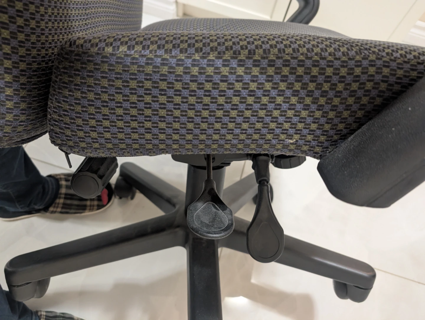 Office Chair - photo 4