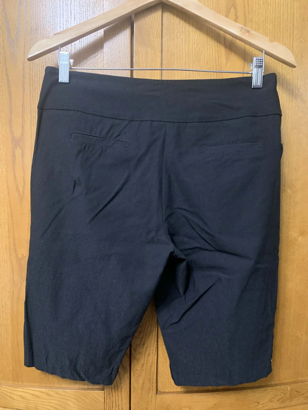 Lulu-B Black Capri Pants Size 8 - photo 3