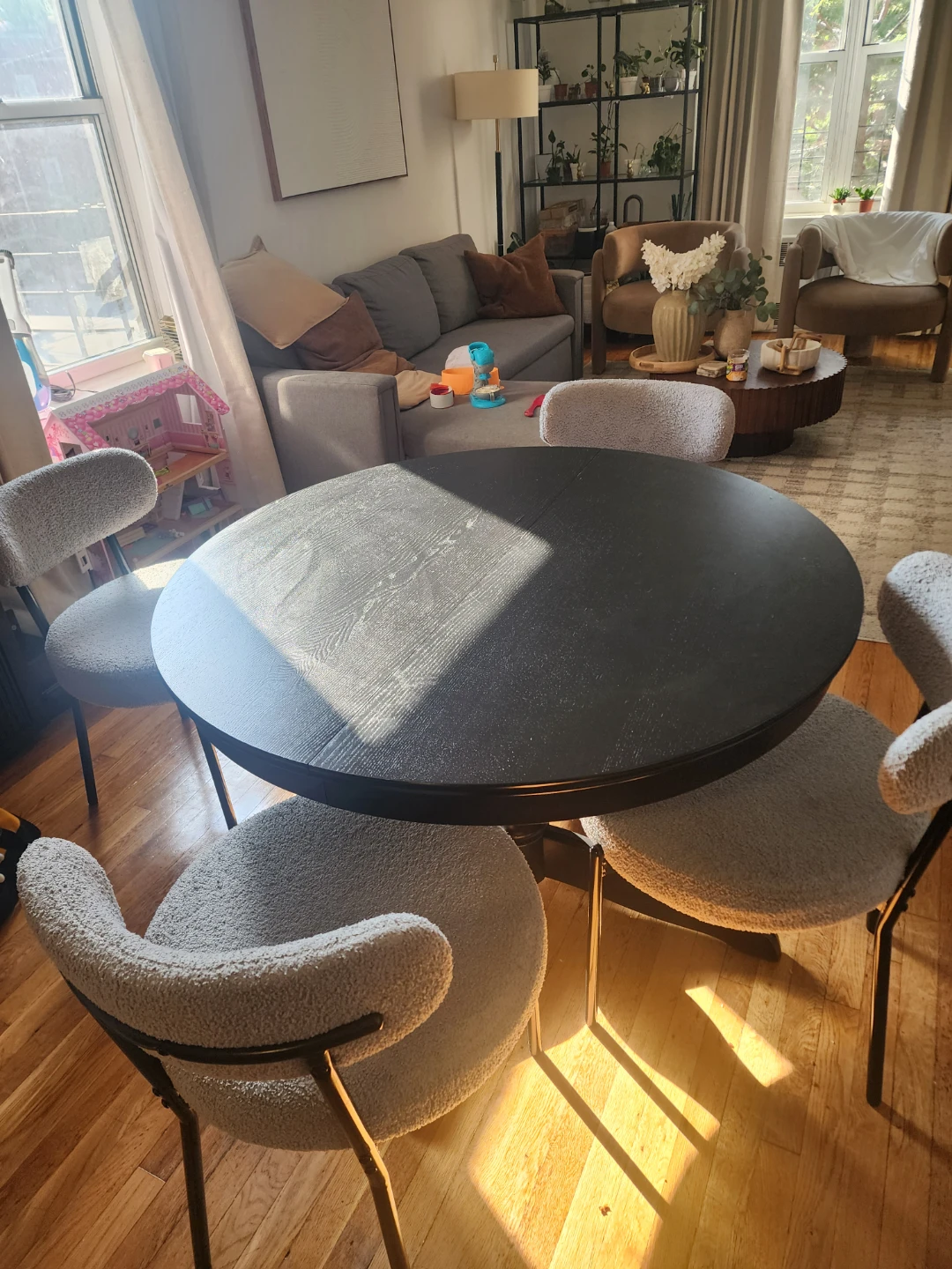 Black Round Dining Table - photo 5