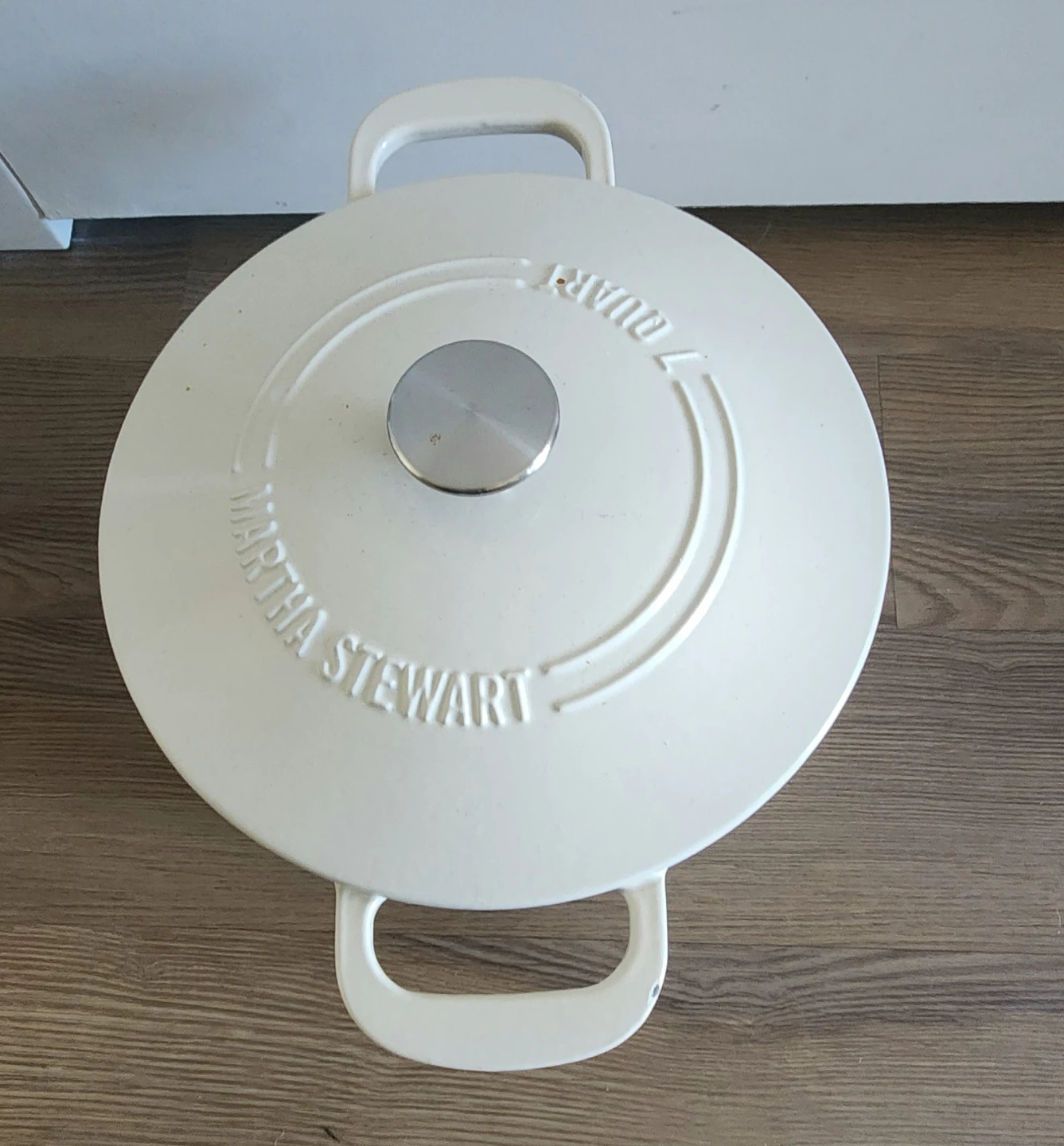 Martha Stewart 7 Quart Enameled Cast Iron Dutch Oven - photo 3