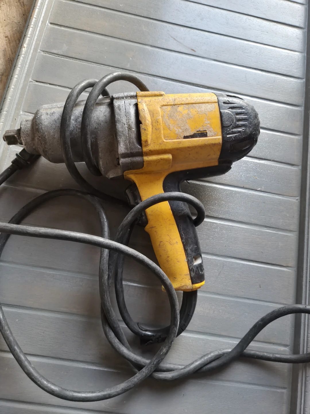 DeWalt 1/2" Drive Impact Wrench - photo 3
