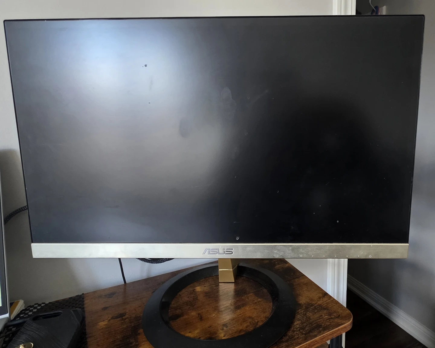 21.5" ASUS Monitor