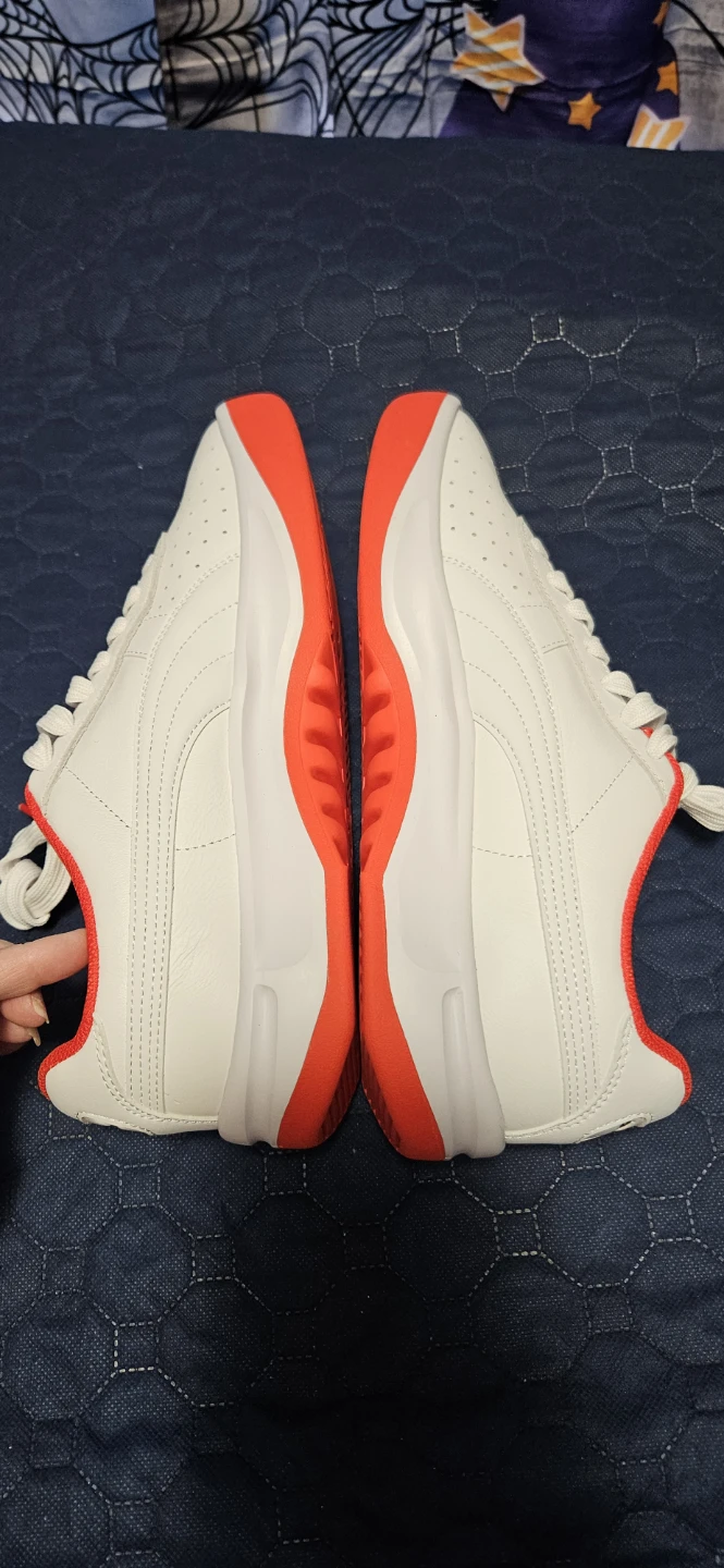 Puma White & Red Sneakers - Men's Size 10.5 - photo 5