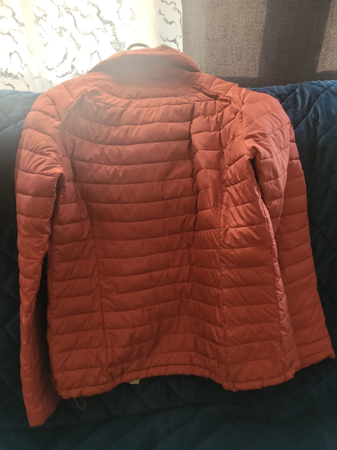 Columbia Puffer Jacket - Women's Size L - photo 2