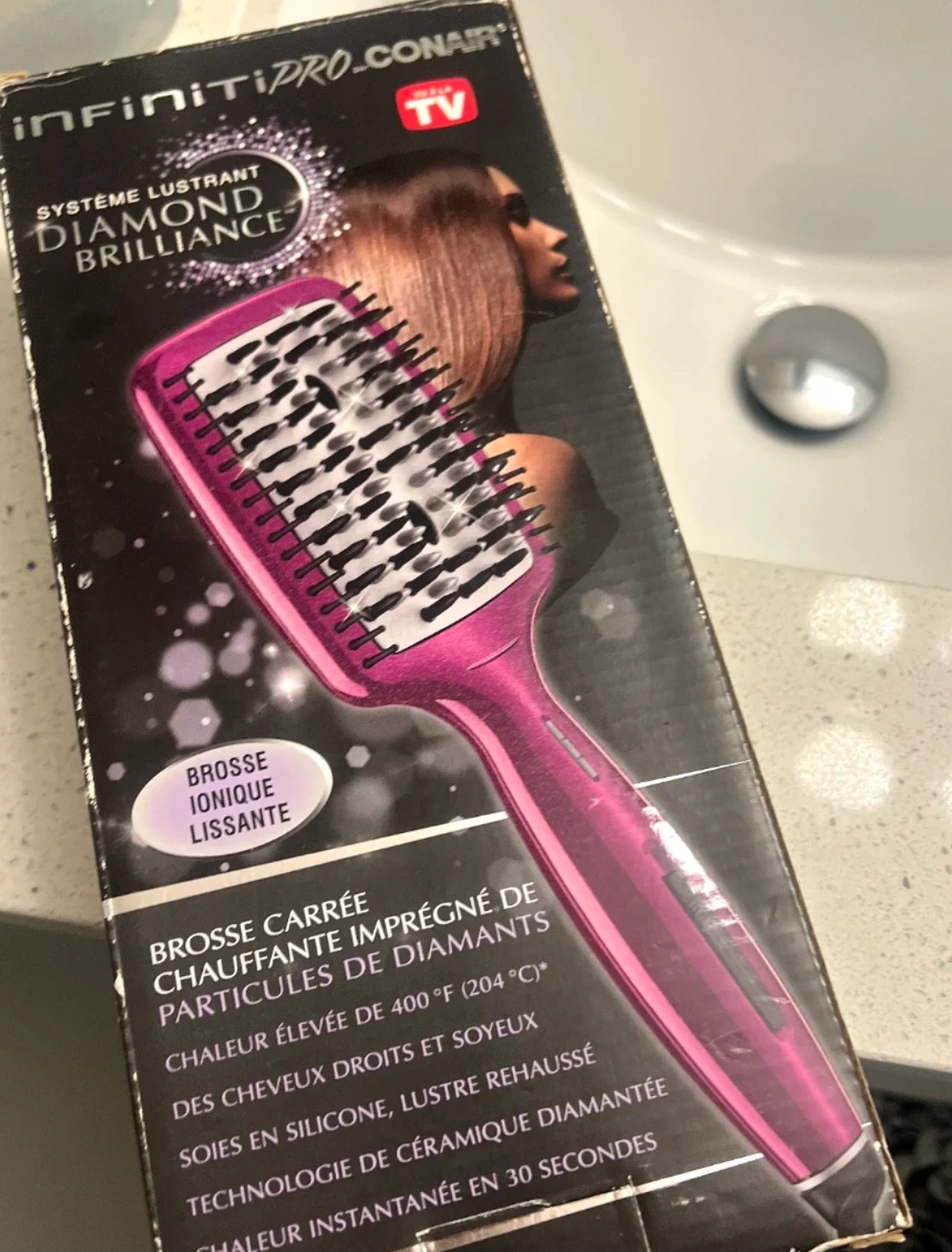 Conair InfinitiPro Diamond Brilliance Straightening Brush
