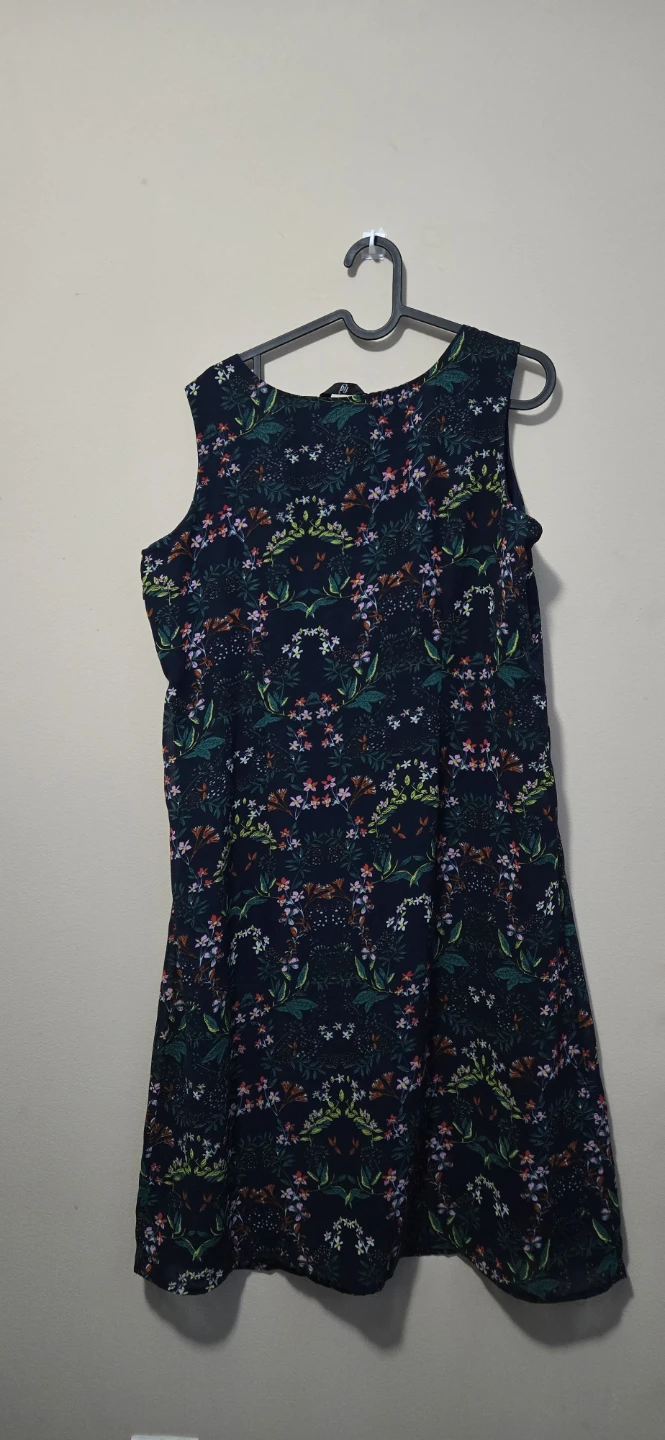 Women's Floral Sleeveless Dress