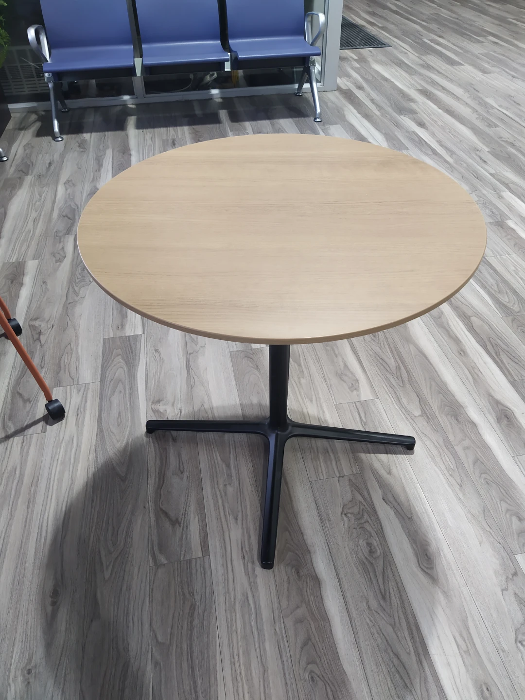 Round oak Wood Top Table with Black Base