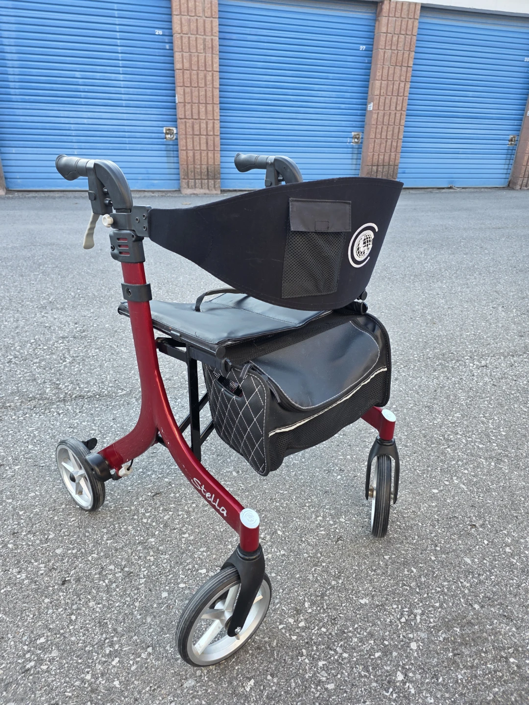 Stella Walker Rollator with storage bag - photo 2