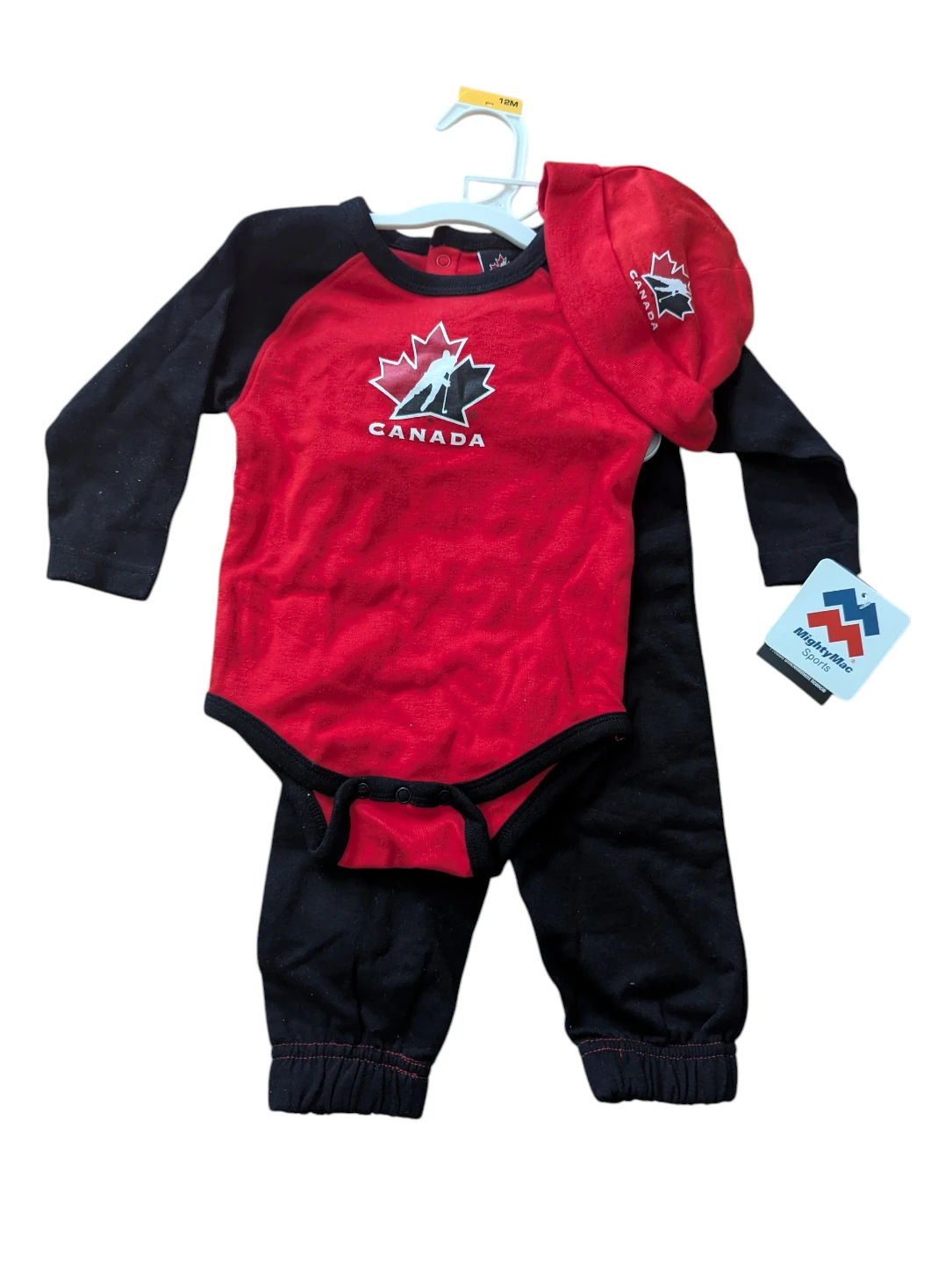 NEW team Canada hockey pajamas outfit for 12 months w/beanie