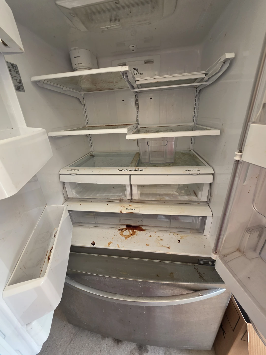 LG French Door Refrigerator - photo 2
