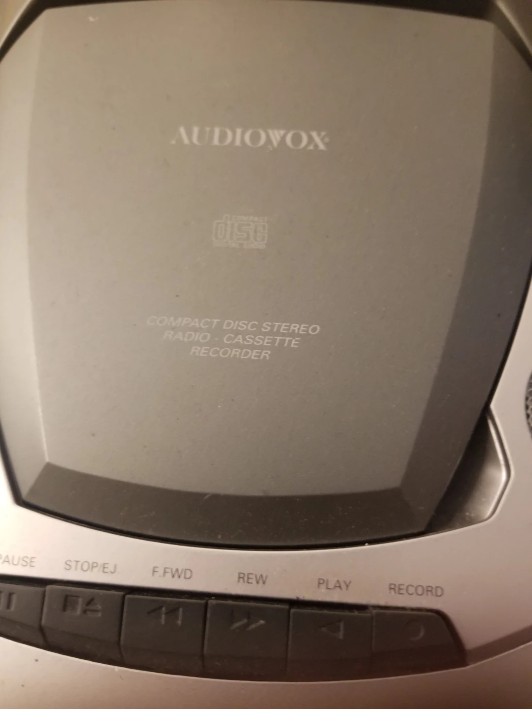 Audiovox portable boombox - photo 3