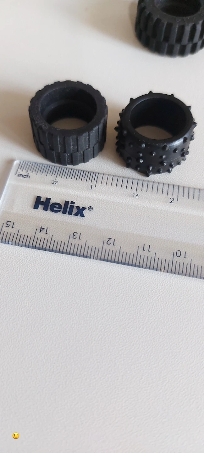 LEGO Tires x4 - photo 2