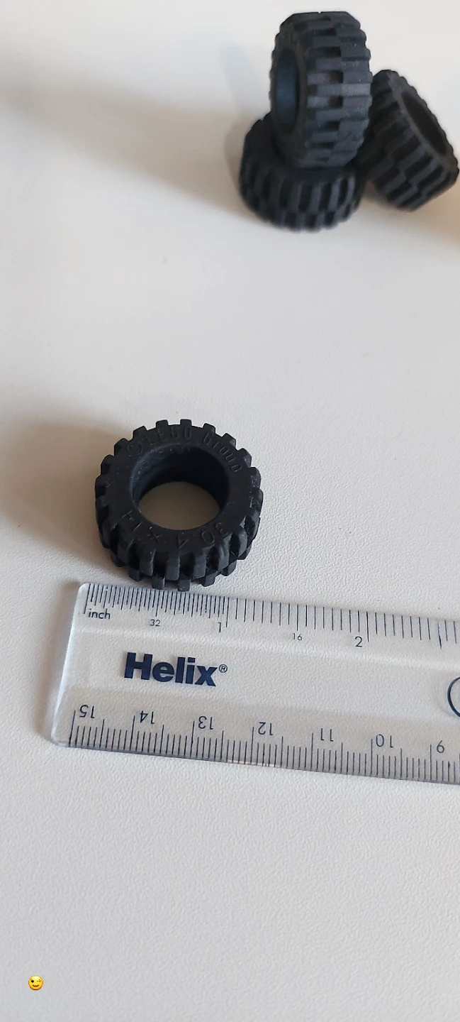 LEGO Tires x4 - photo 3