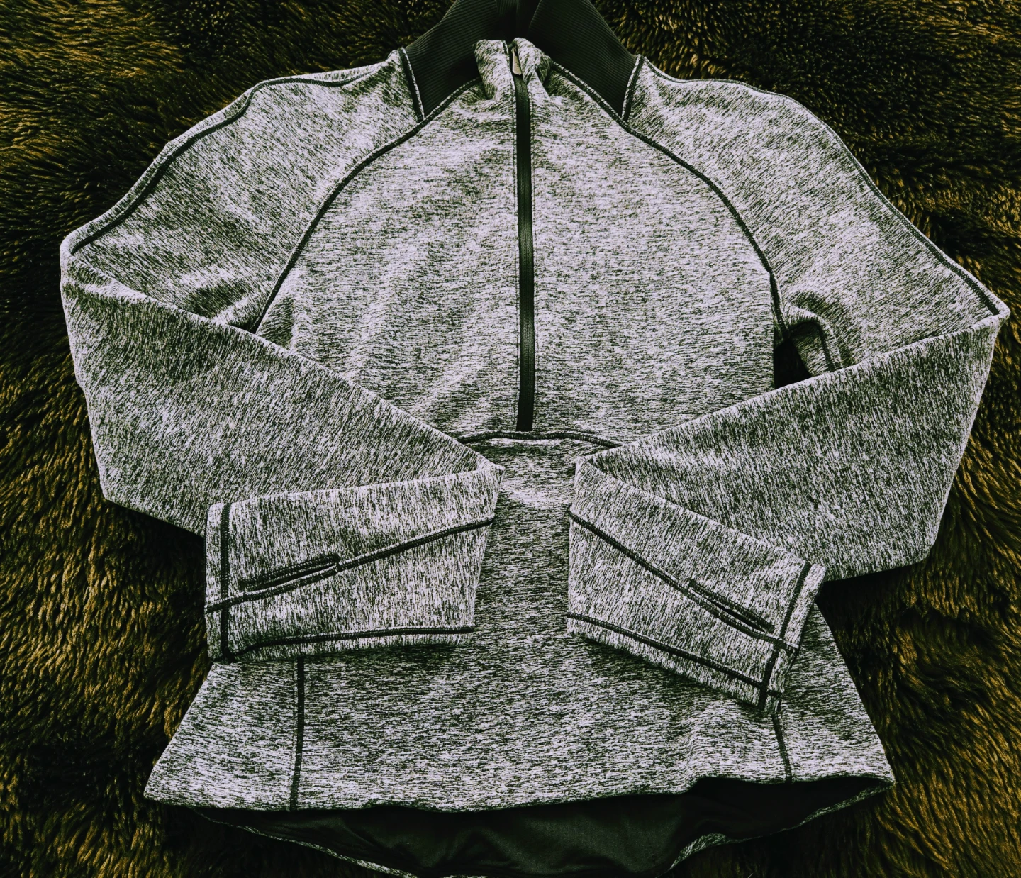 Lululemon Heathered Black 1/2 Zip Pullover Size 2 - photo 3