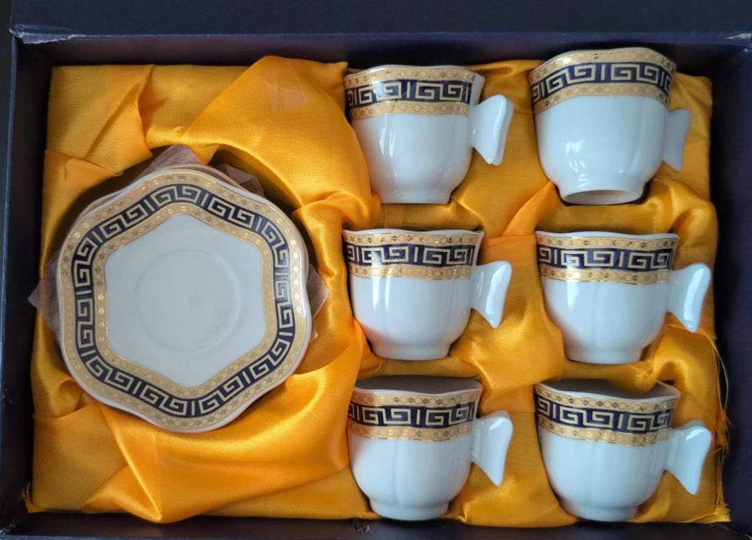 Set of 6 Espresso Cups and Saucers