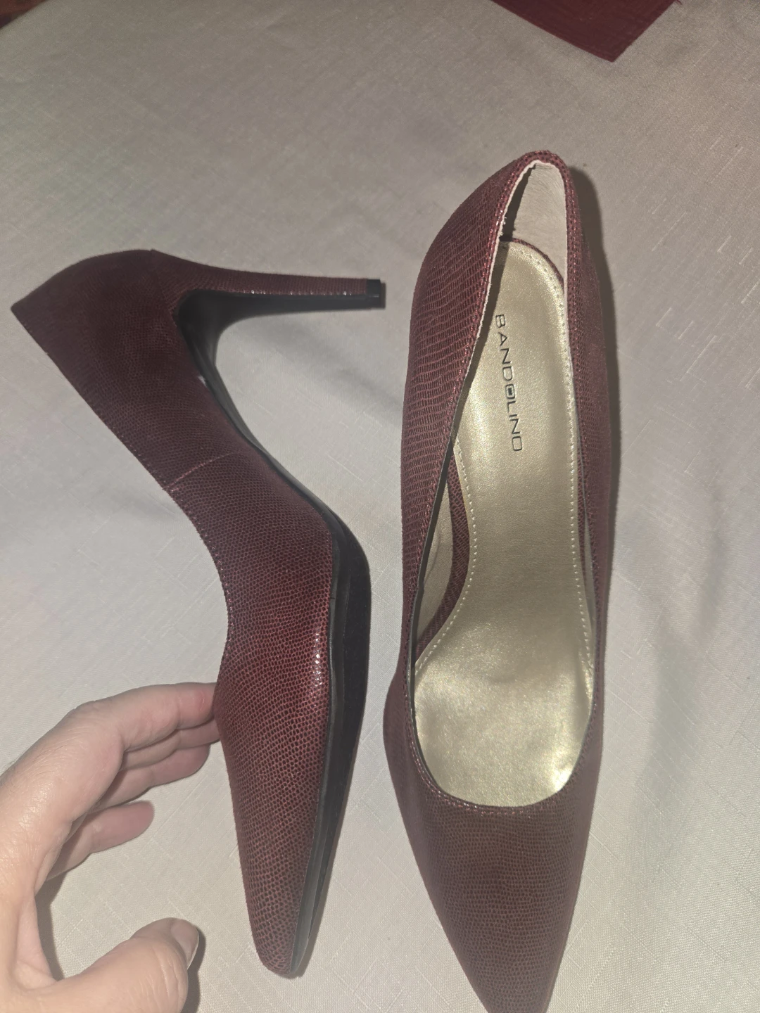 Bandolino Women's Burgundy Heeled Pumps - photo 2