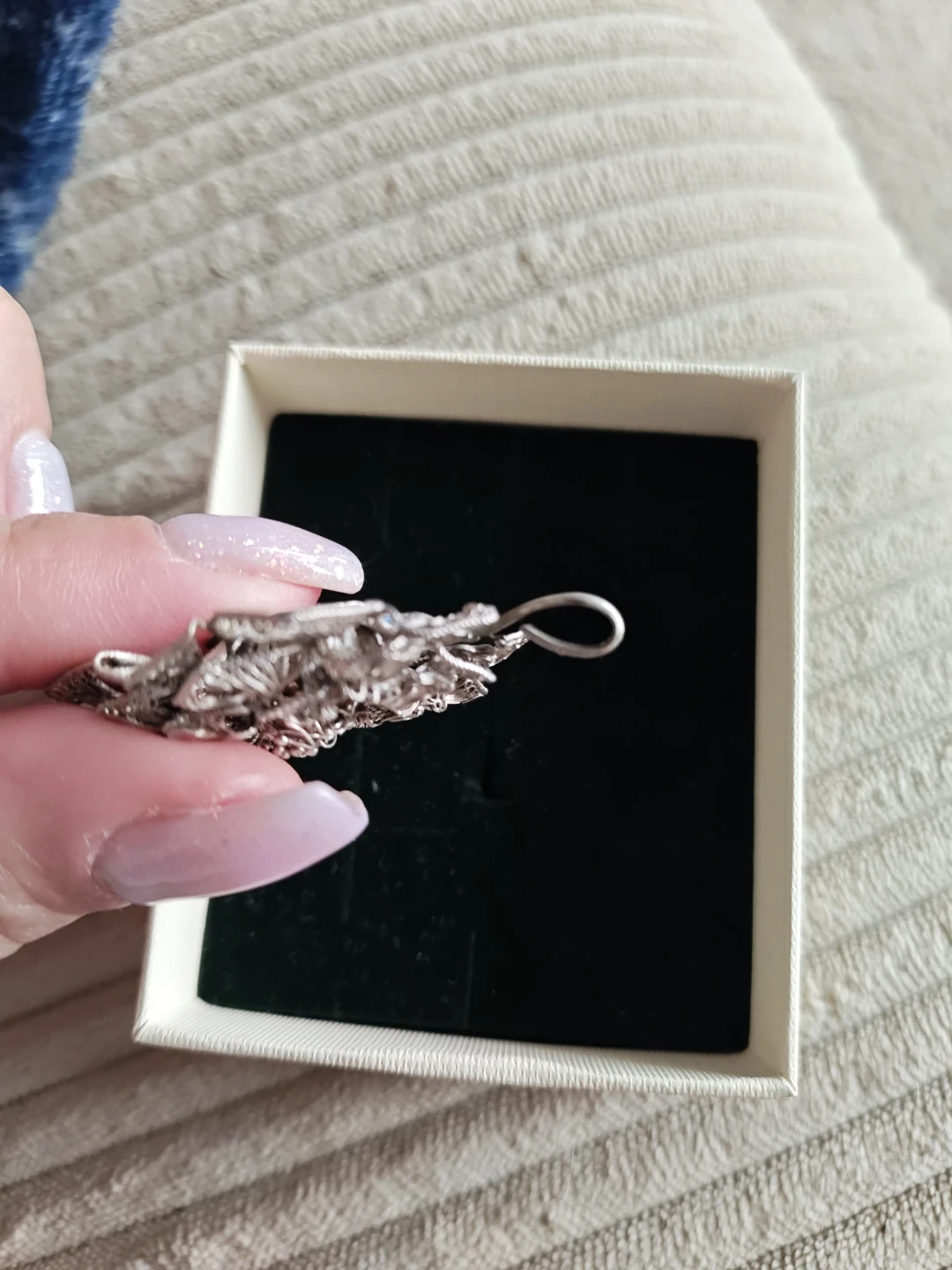 Filigree Flower Pendant - photo 3
