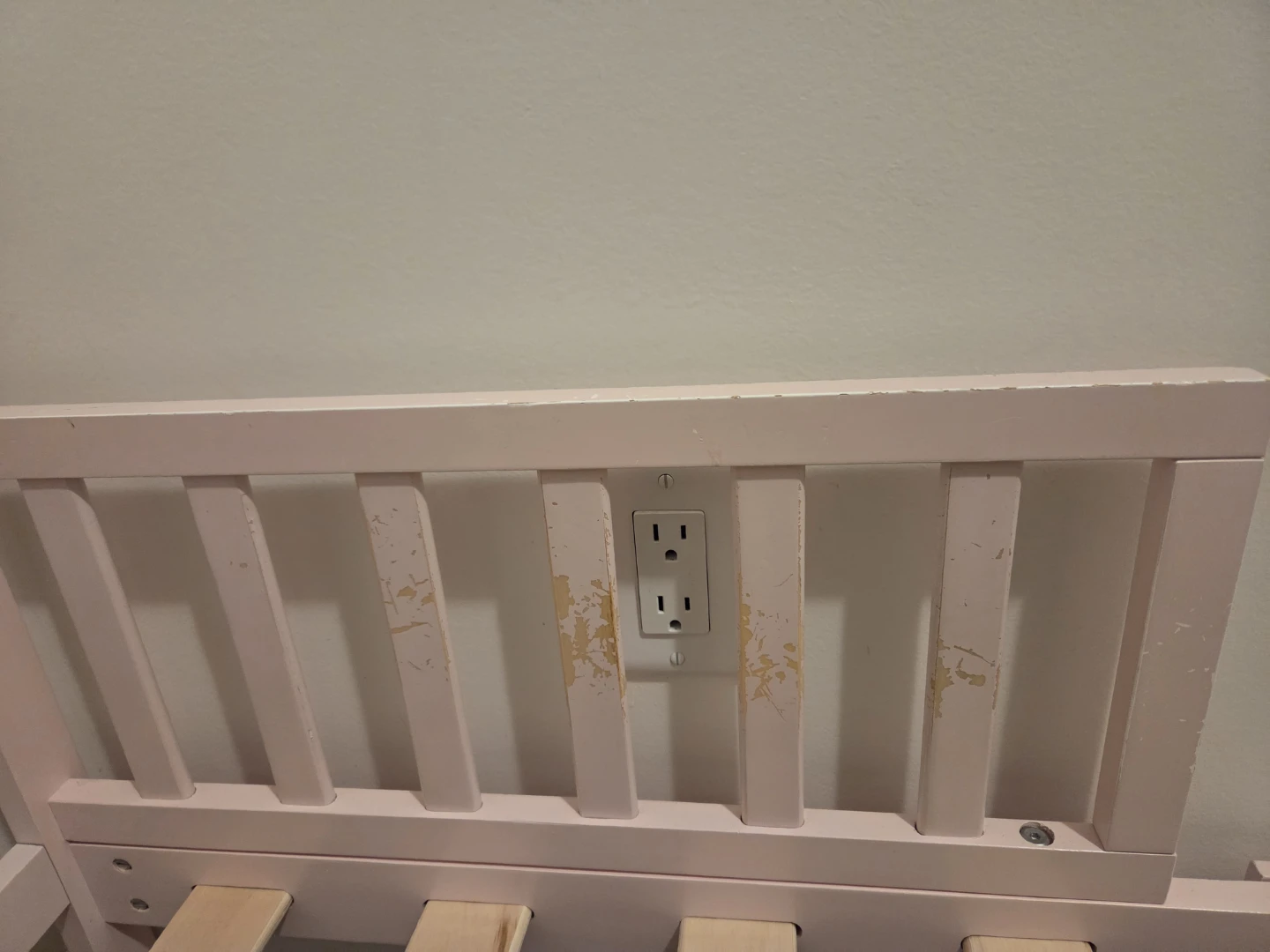 Pink Toddler Bed - photo 2