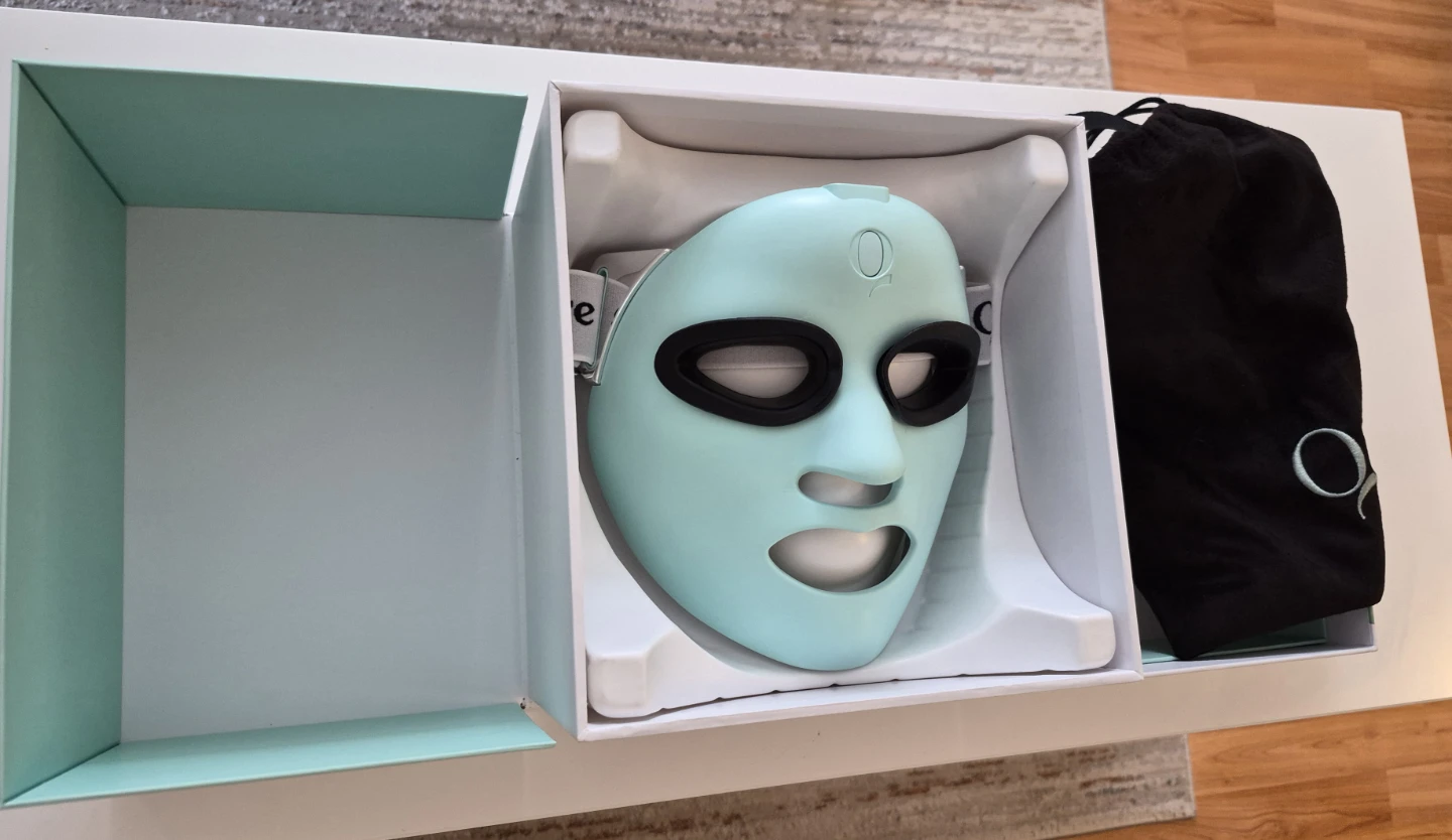 Qure Q-Rejuvalight Pro LED Face Mask - photo 2